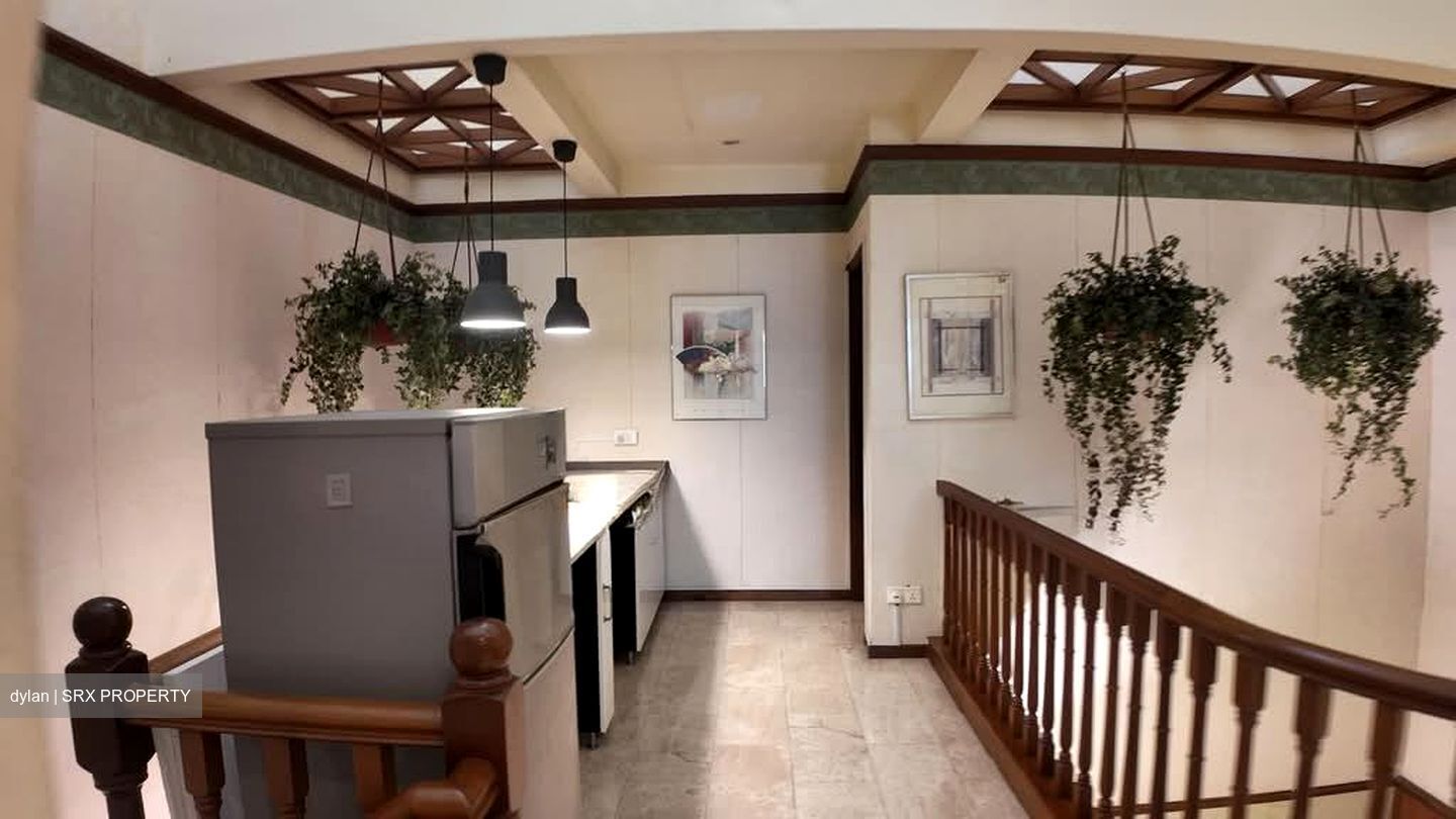 Jalan Punai (D14), Terrace #559841381
